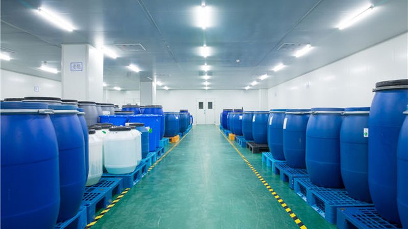 不锈钢储罐作为一种重型化工设备，其运输成本主要由以下几个方面构成：